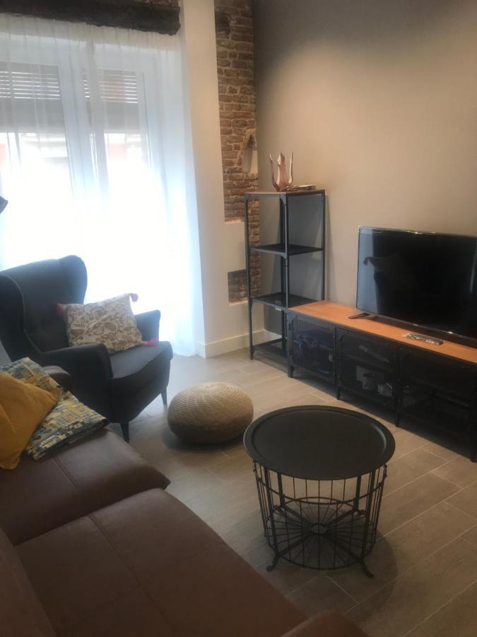 Apartamentos Duke Valladolid Eksteriør billede